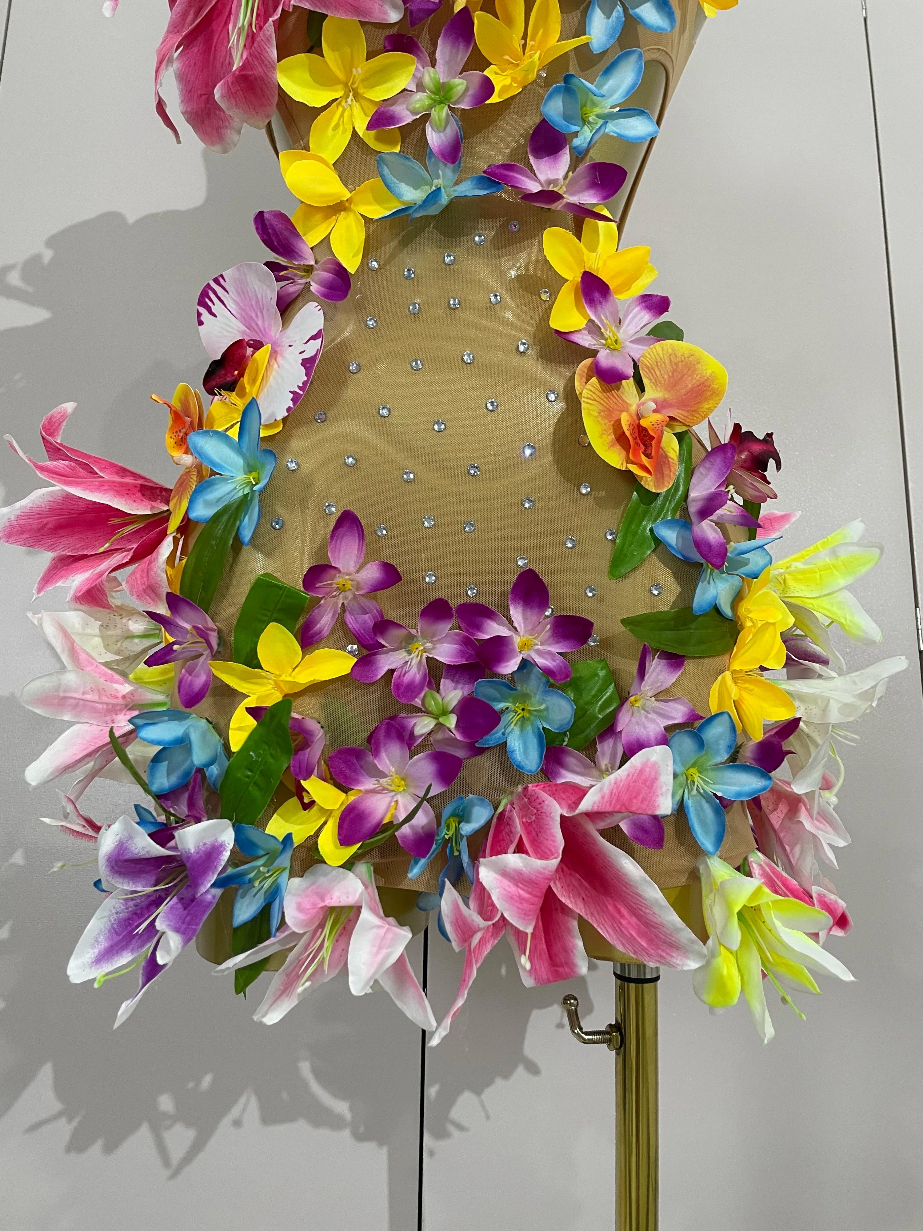Femmes soirée robes de fête d'anniversaire fleurs colorées sans manches Sexy maille voir à travers M