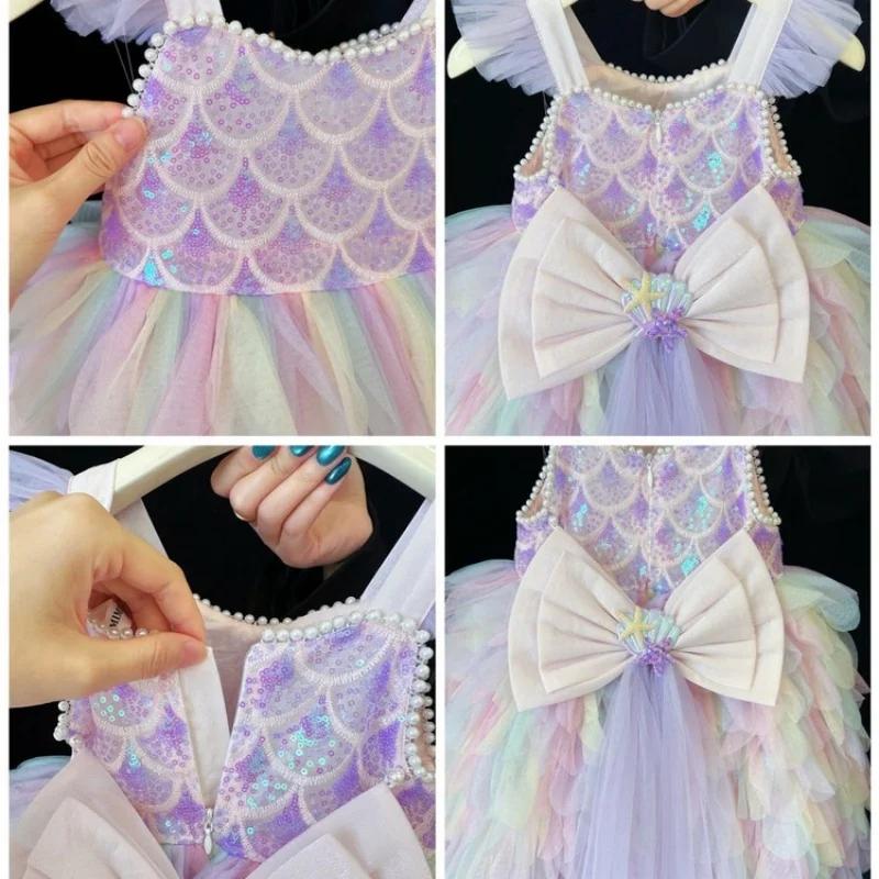 Une robe de sirène douce et adorable pour filles en violet clair, tenue de fête scintillante et colo