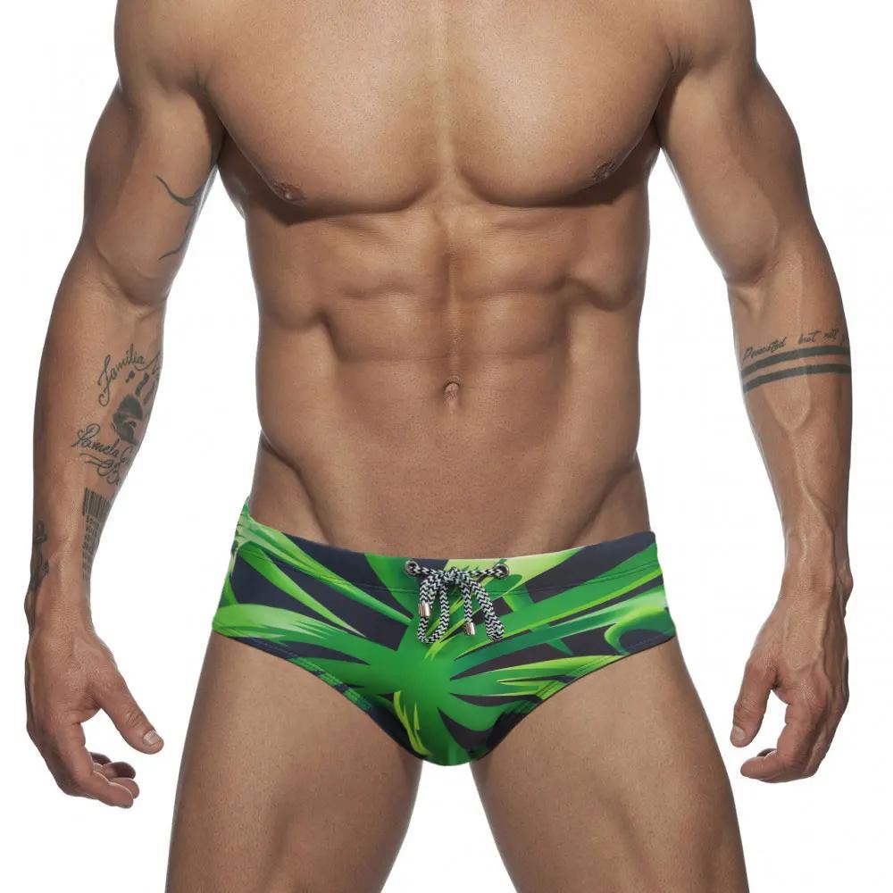 Slip de bain homme Sexy natation court Sport nautique plage pantalon court maillot de bain maillots
