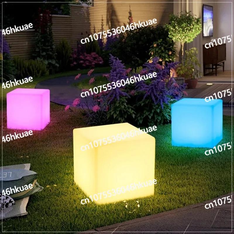 Tabouret carré lumineux solaire imperméable extérieur, meubles lumineux photovoltaïques KTV
