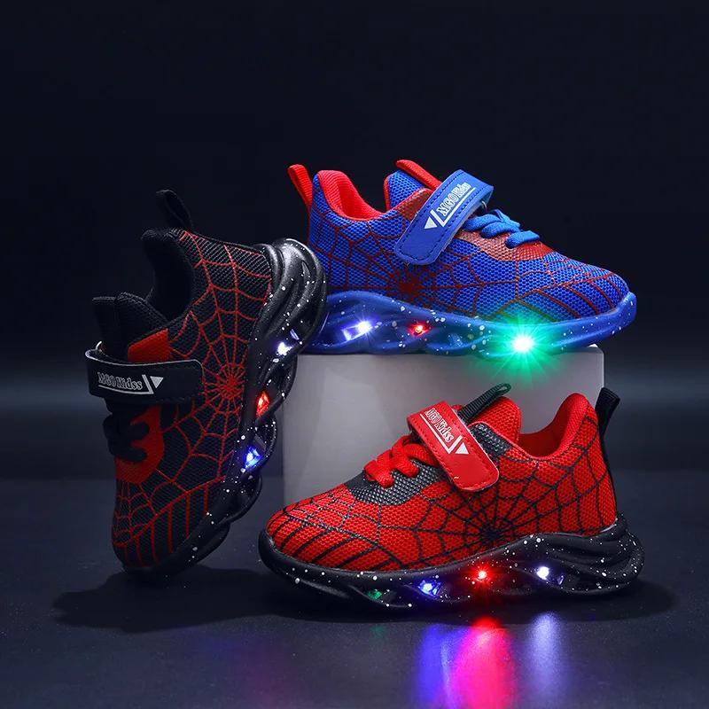 Printemps automne garçons Spiderman maille respirant chaussures de Sport Disney LED enfants baskets
