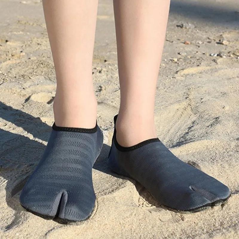 Chaussures de surf antidérapantes pour hommes et femmes, couleur unie, Style Couple, souples, pliabl