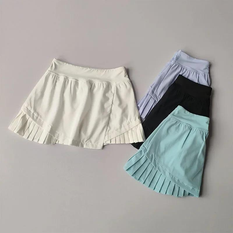 Jupe courte sport taille haute anti-éblouissement avec shorts doublés pour yoga et fitness été