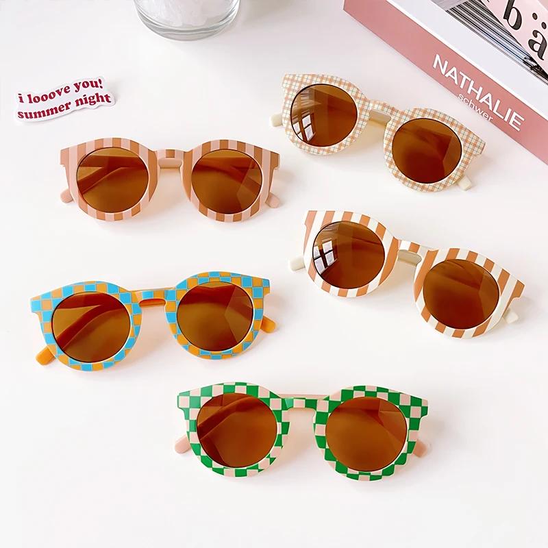 Nouveaux enfants Vintage givré rond extérieur Protection solaire lunettes de soleil bébé filles acry