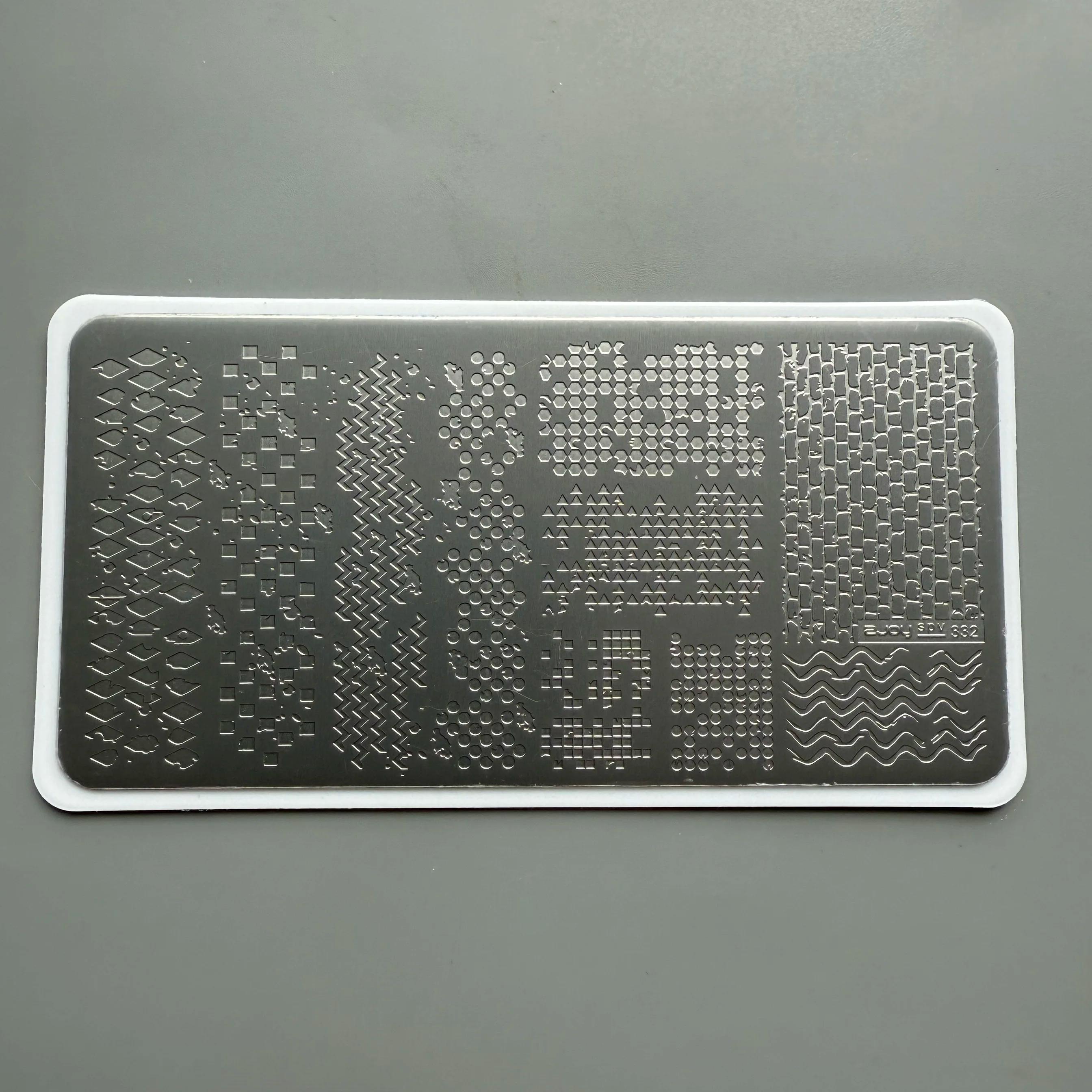 XMQ NAIL ART STAMPING PLATES CARTON GATS DOGS WATER RIPPLES IMAGE PLATE TEMPLATES