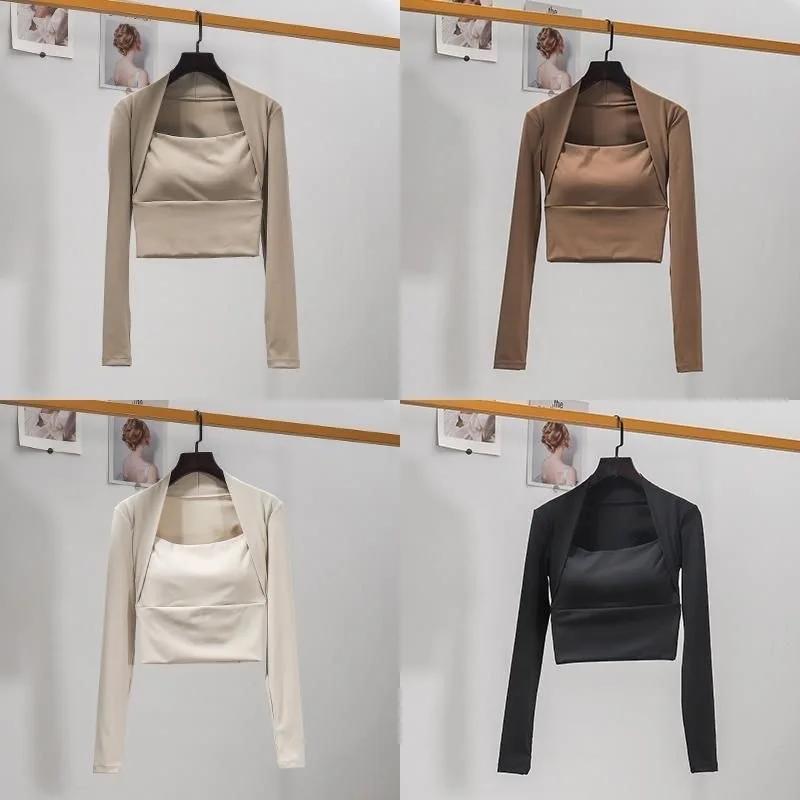 Haut de sport avec coussin de poitrine pour femmes, chemises à manches longues, court et élégant, vê