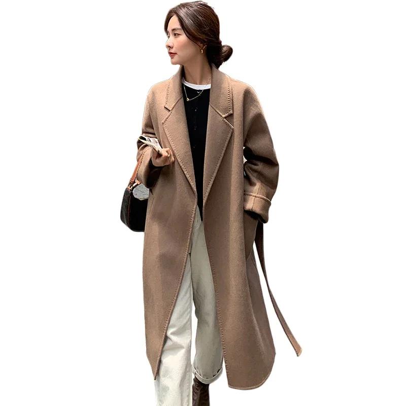 Manteau long en laine véritable 100% à col rabattu, à ceinture, à ouverture sur le devant, en tissu