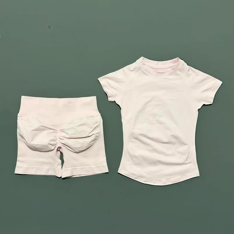 Ensemble de sport 2 pièces pour femme : Haut de yoga sans couture à manches courtes et short de spor