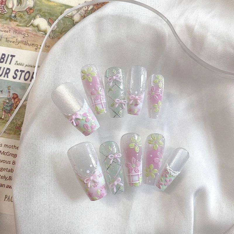 Nail art en forme de cercueil fait à la main, beaux faux ongles, nail art floral frais, adapté aux f