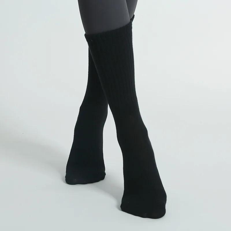 Chaussettes de yoga professionnelles pour femmes - Coton mi-tube antidérapant silicone fitness pilates