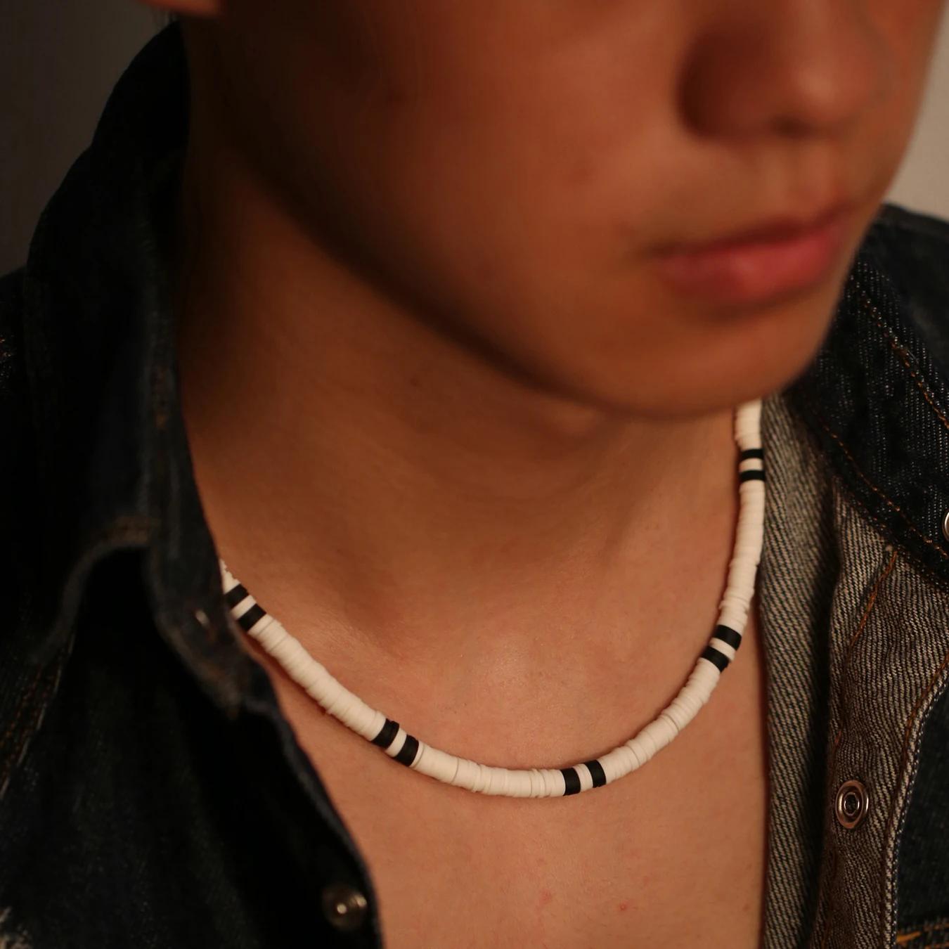 Collier Hombre bohême blanc noir doux polymère perles Collier hommes Collier Homme Homme Collier pou