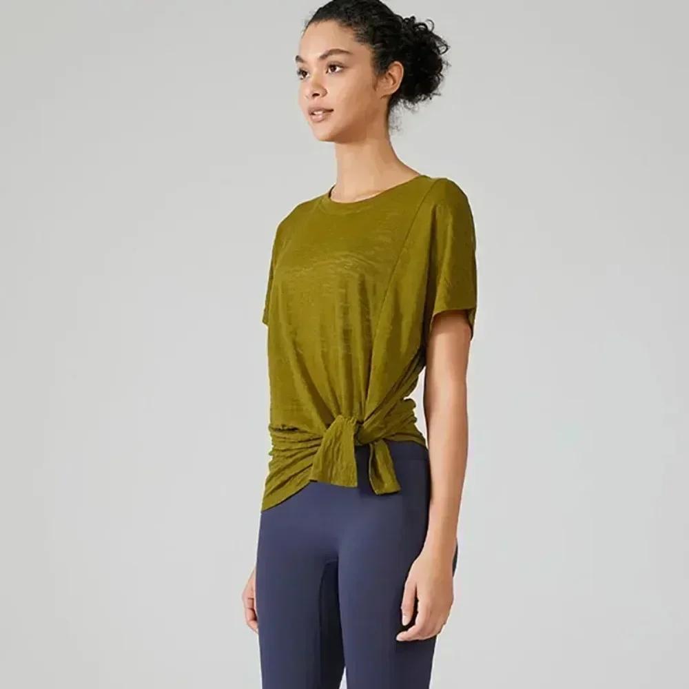 T-shirt de sport fitness manches courtes pour yoga féminin - léger et respirant pour l'entraînement