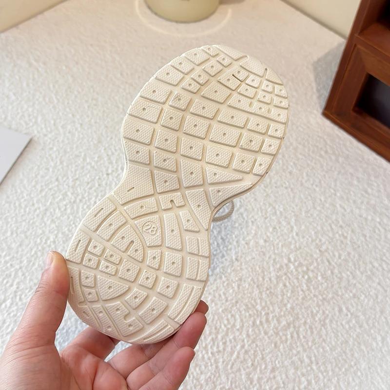 Baskets pour enfants printemps-été 2026, nouvelles chaussures de sport à semelle souple, antidérapan