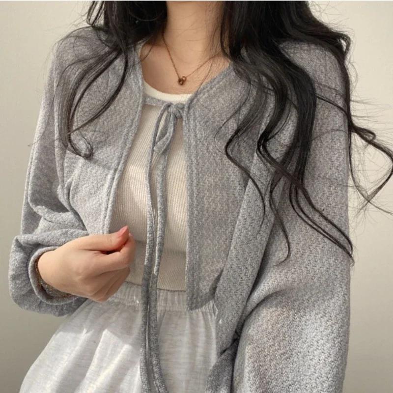 Cardigan blanc fin pour femmes, protection solaire d'été, tricot à lacets, hauts pour dames, Style c