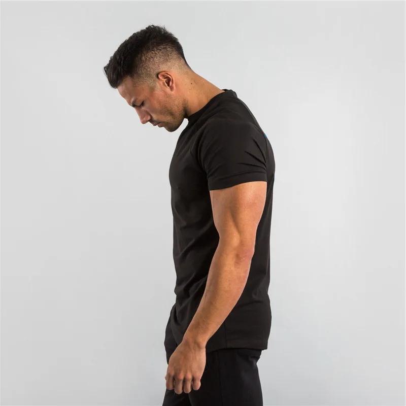 Fitness T-Shirt hommes musculation à manches courtes Sport course T-shirt hommes vêtements de Sport
