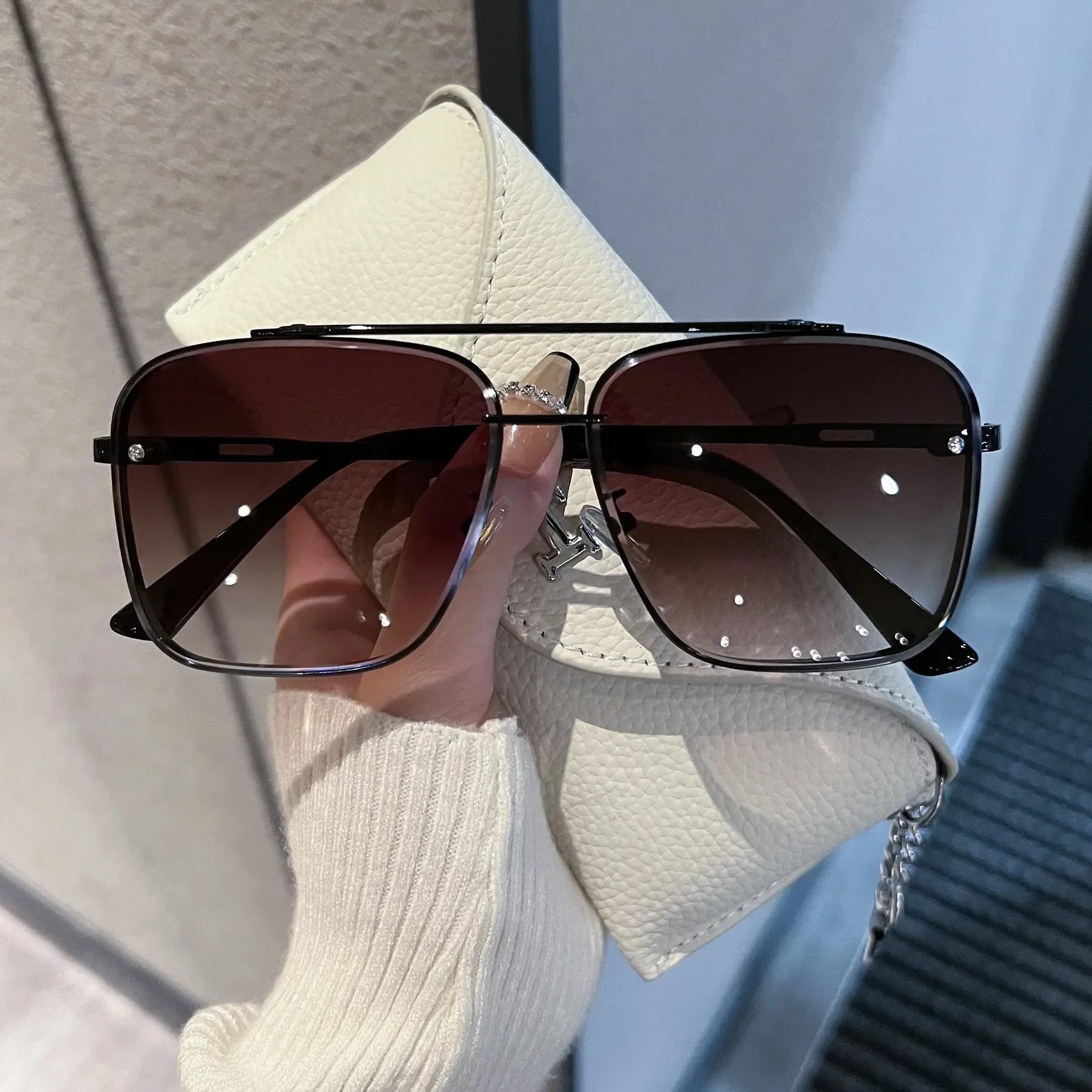 Lunettes de soleil Punk à grande monture en métal pour hommes et femmes, lunettes de conduite Cool,