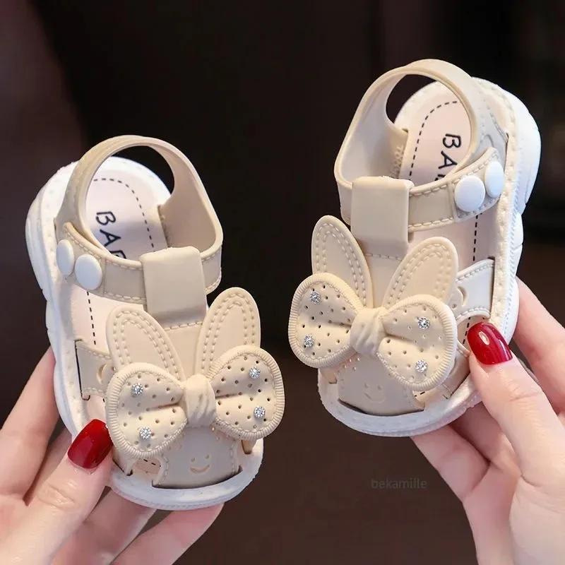 Nouvelles sandales d'été antidérapantes pour filles, avec semelles souples et Design léger, parfaite