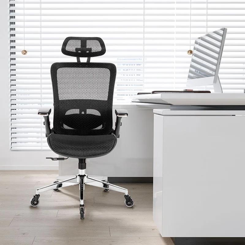 Chaise de bureau ergonomique en maille noire, dossier haut, repose-sauna réglable, bras rabattables,