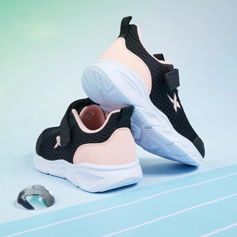 Xtep chaussures de course pour enfants moyens et plus âgés unisexe été décontracté maille respirant