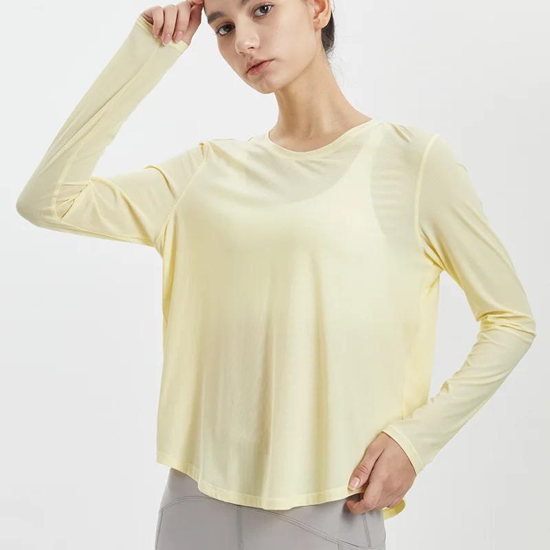 T-shirt de sport à manches longues pour femme