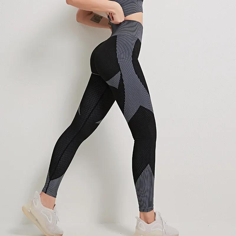 Tenues de sport pour femmes