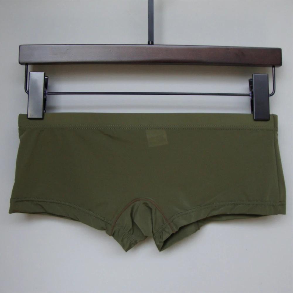 Sous-vêtements transparents pour hommes