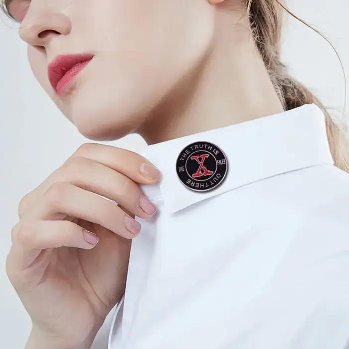La vérité est là-bas X fichiers badge épingle en émail