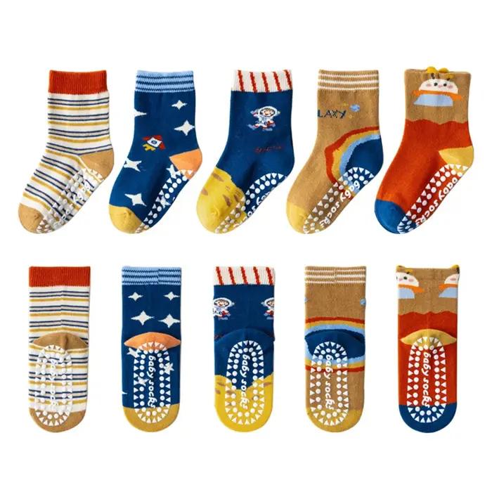 5 paires de chaussettes antidérapantes en coton pour enfants, chaussettes de sol à fleurs de dessin