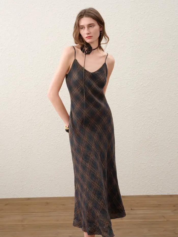 FSLE 【Série Premium】 Robe longue ajustée en lin à col en V et à carreaux rétro pour femme, nouvelle