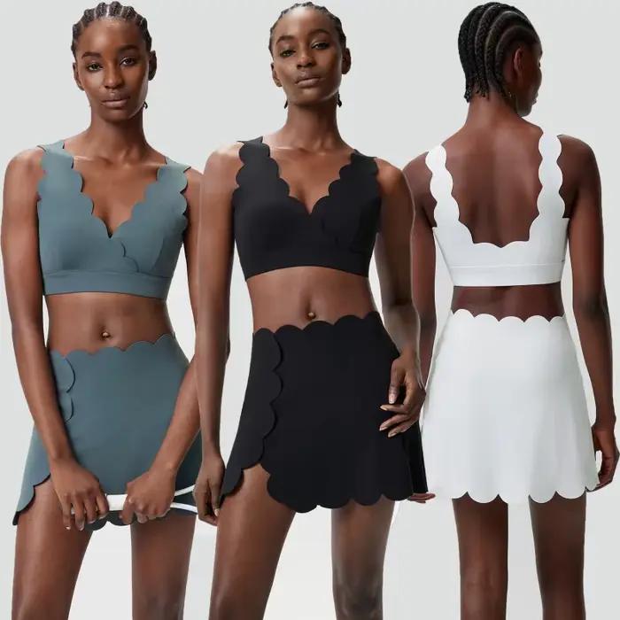 Ensemble de yoga pour femme haut en V jupe courte effet push-up vêtements d'entraînement gym activité sportive