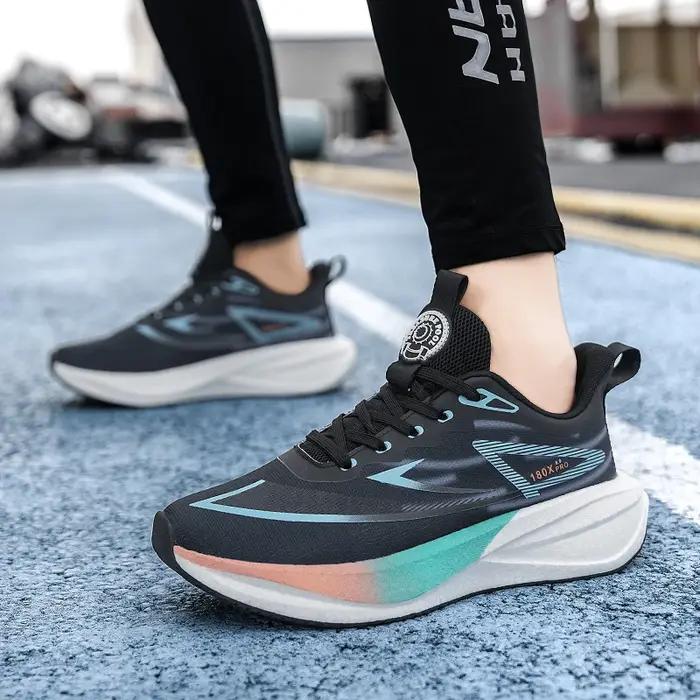 2025 nouvelles chaussures de course pour hommes et femmes chaussures de sport de loisirs respirantes