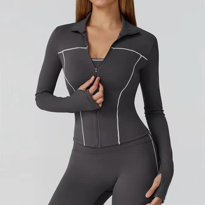 Veste de yoga et de sport pour femmes manches longues polyester stretch haute performance pour entraînement course gymnastique activités extérieures