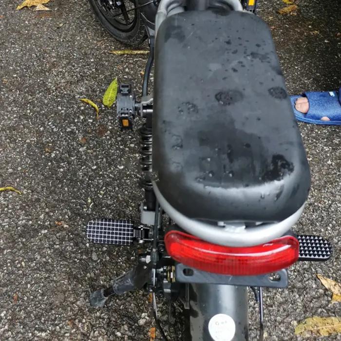Pédale arrière coordonnante pour vélo électrique en alliage d'aluminium conception pliable motif large pour cyclistes expérimentés et débutants usages variés occasions spéciales