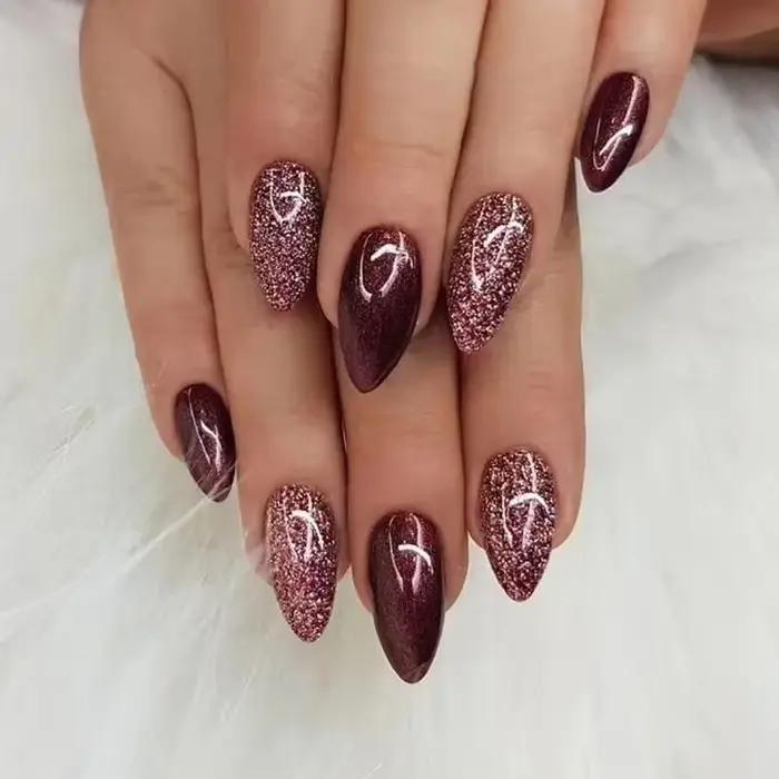 Faux ongles simples rouge vin avec colle, mi-longs, à pression en amande, à tête ronde, ovale, couve