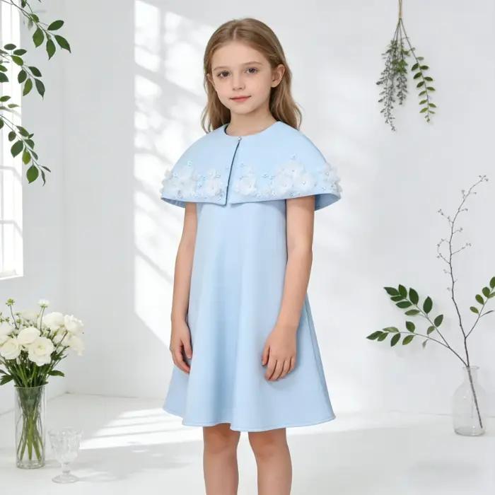 Robe de princesse bleu clair élégante pour filles 2026 avec cape et jupe à volants, idéale pour les