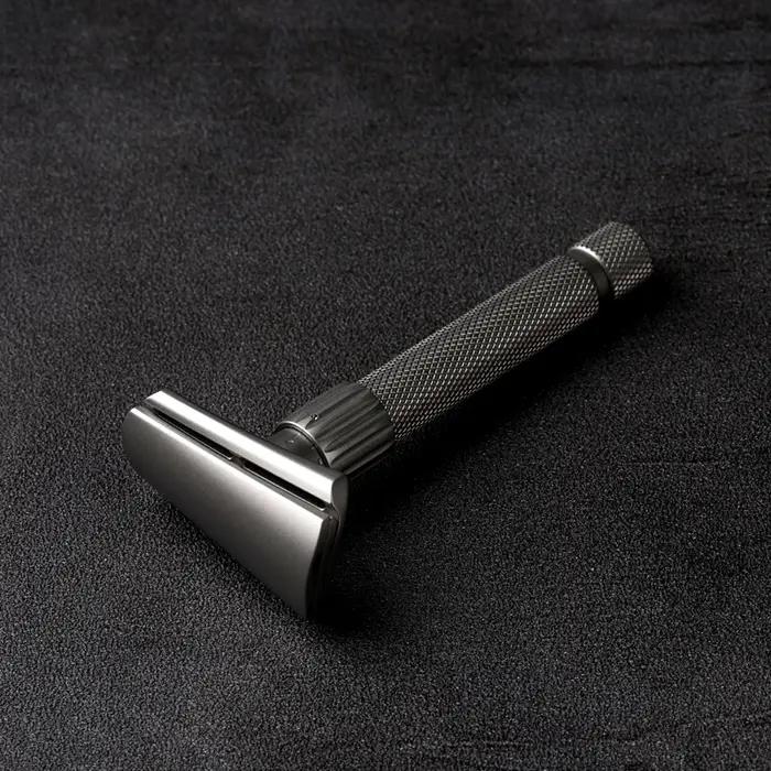 Rasoir de sécurité réglable incliné en acier inoxydable Torqx version mate Yaqi