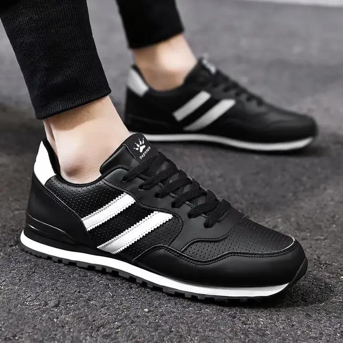 Chaussures de sport hommes basse coupe : course à pied classique blanche durable décontractée
