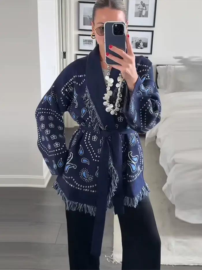 Cardigan imprimé Vintage avec pompons pour femme, col en v, manches longues, pull épissé, assorti av