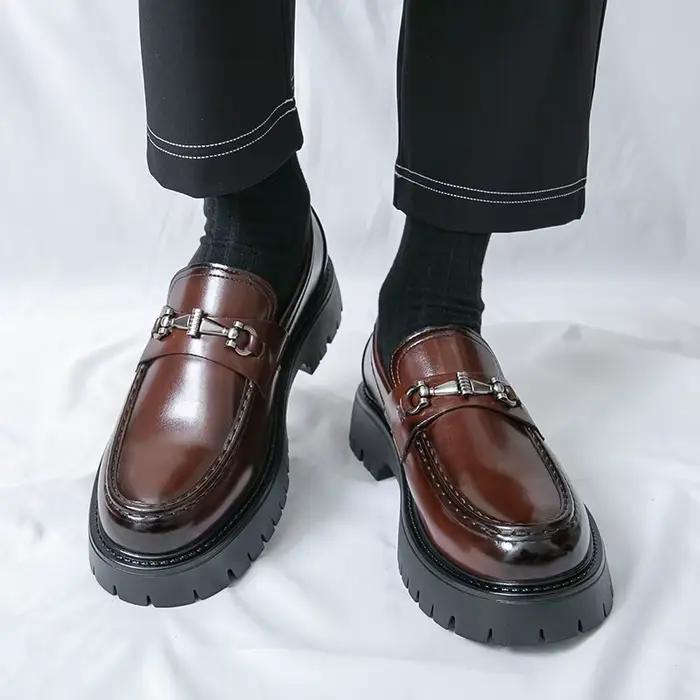 Marque en cuir sans lacet chaussures épaisses mocassins originaux décontractés hommes mode affaires