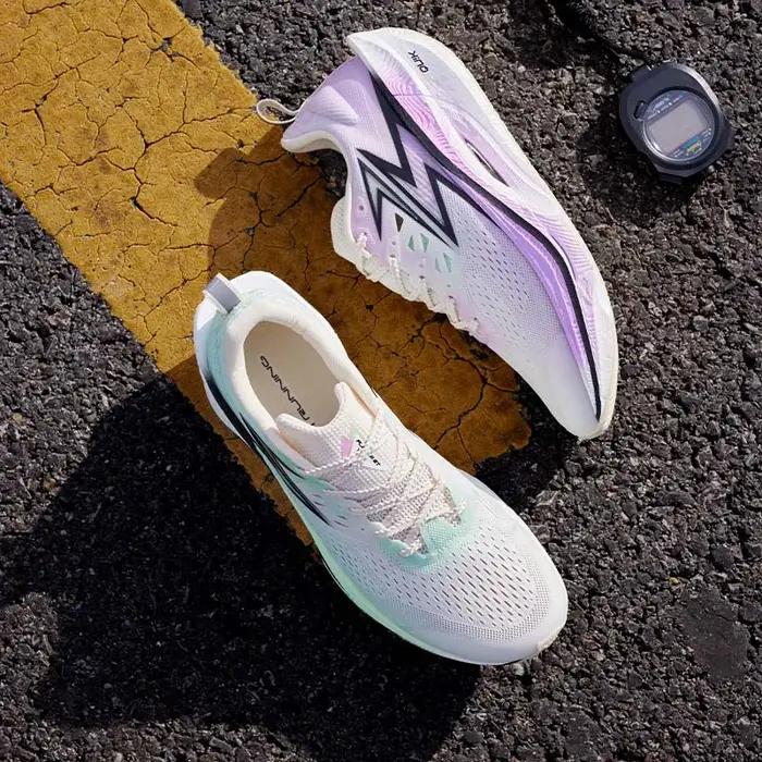 Chaussures de course Leuven Flame pour hommes - Baskets stables et respirantes pour marathon et jogging