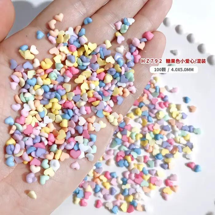 100 pièces Nail Art Mini coeur breloques 4x5mm mélange/résine blanche mignon strass en forme de coeu