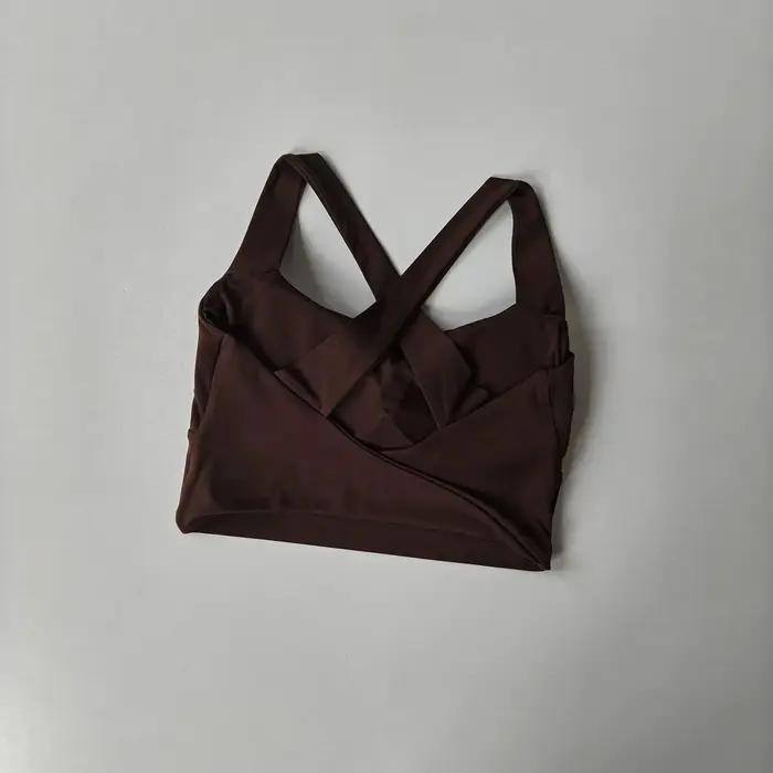 Brassière de sport pour femme à dos croisé, design dos élégant, pour entraînement d'intensité moyenn