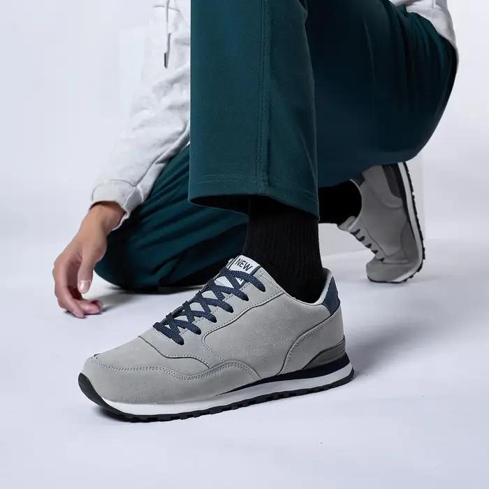 Chaussures de course légères en cuir pour hommes et femmes, baskets unisexes chaudes, chaussures de