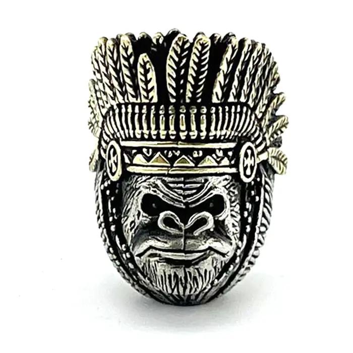 Lanière tissée de perles de couteau de figurines de Hannib en laiton
