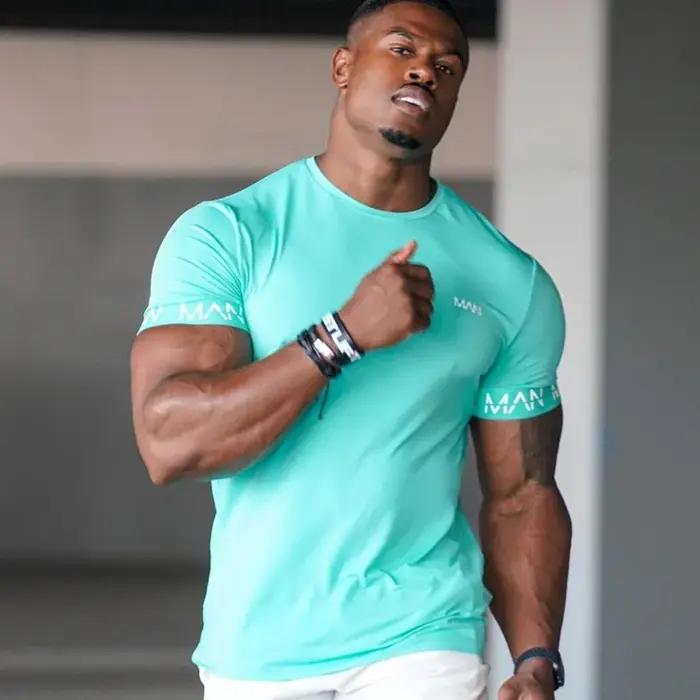 Nouveau T-shirt de compression pour homme 2026, coupe ajustée, pour le sport, la course et la gym, n