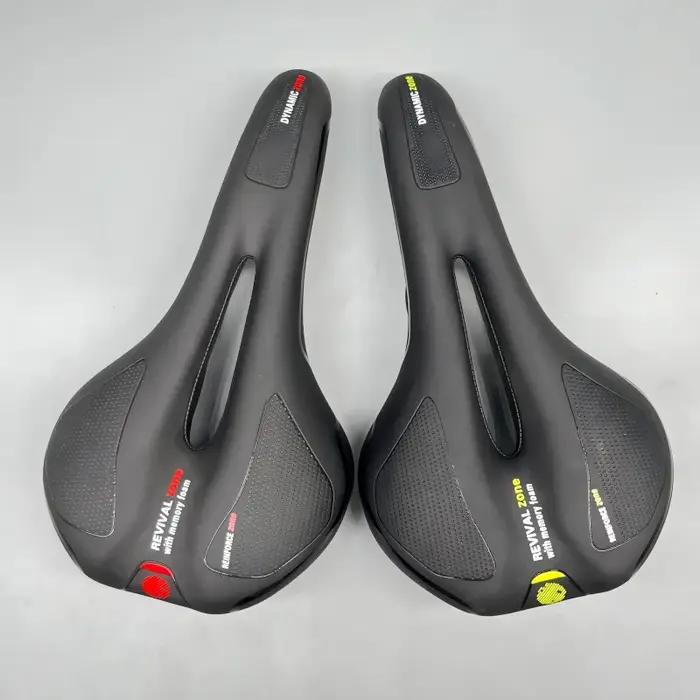 Coussin de vélo confortable double absorption chocs mousse à mémoire de forme résistante humidité large type siège vélo pour femmes hommes multiples types vélos sorties randonnées courses déplacements cadeau