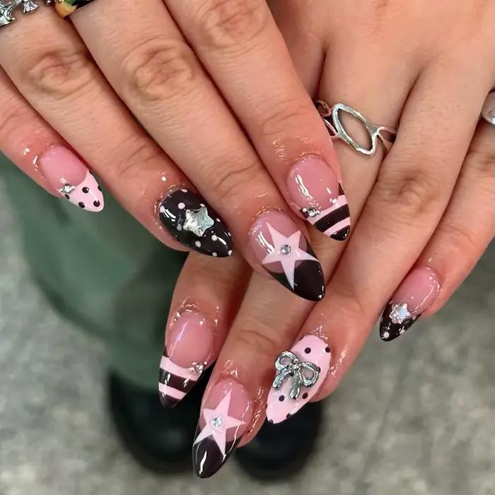 24 pièces faux ongles fille épicée arc argenté avec diamant faux ongles avec colle amande presse sur