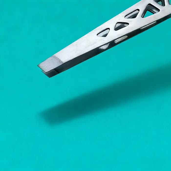 Pincettes de précision professionnelles en acier inoxydable, pointes plates et angulaires pour façon