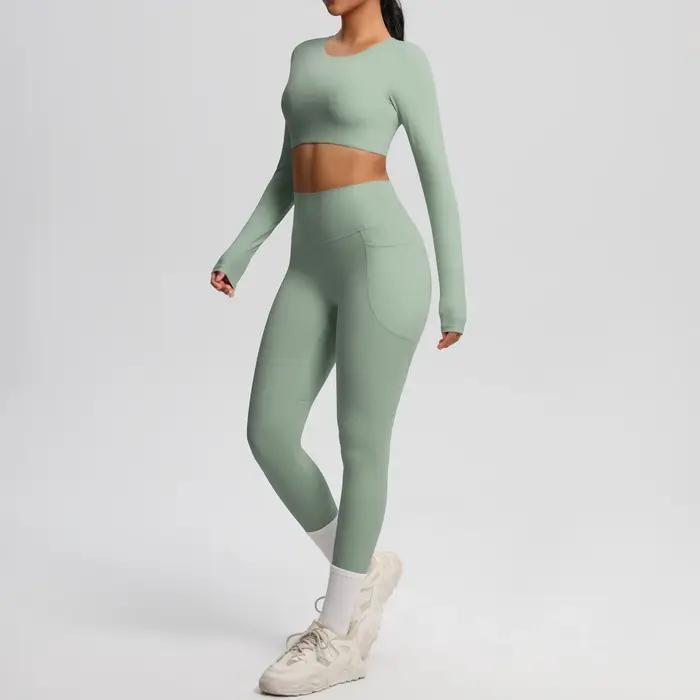 Ensemble de sport et yoga uni pour femme Hamidou – Haut de sport slim avec coussinets de poitrine et