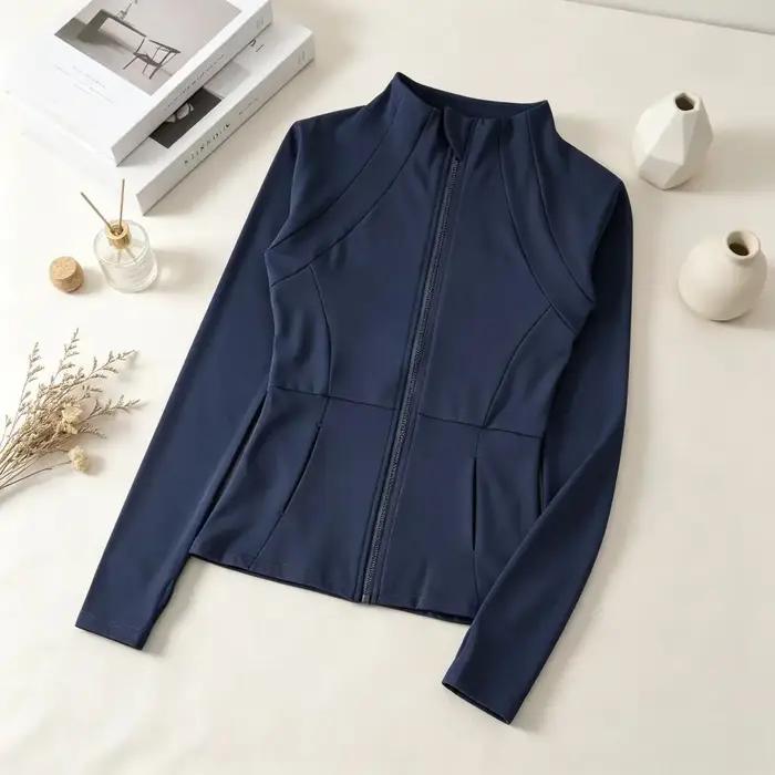Veste de sport pour femme coupe-vent avec hauts d'entraînement à manches longues pour yoga et activités physiques variées